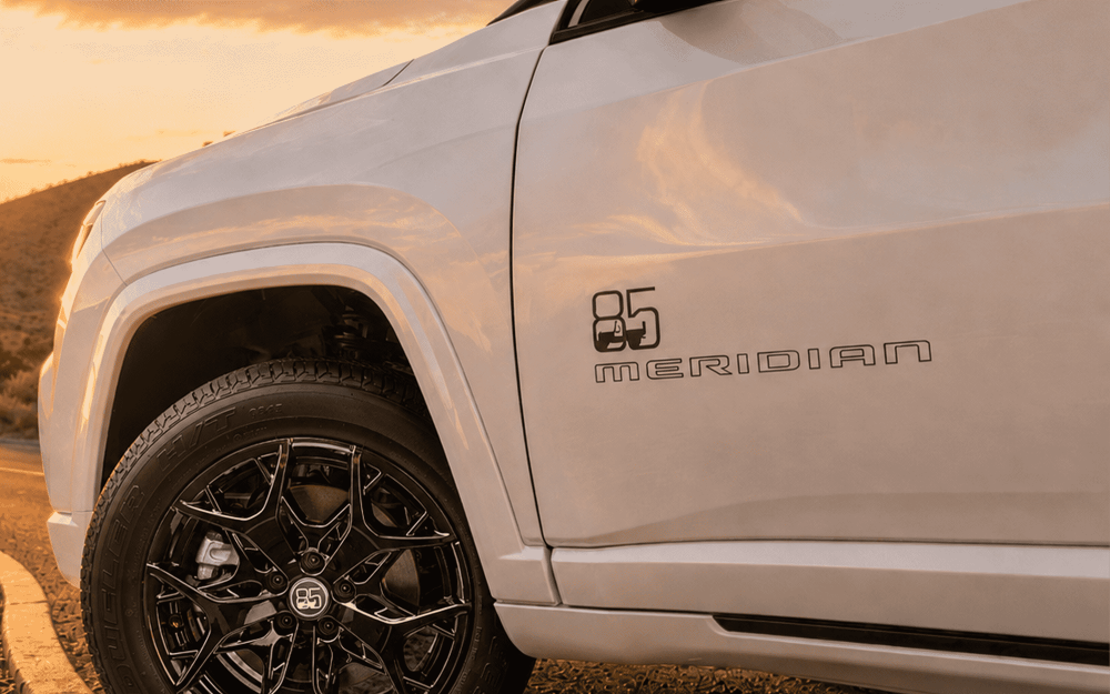 Side profile of Jeep Meridian Trail Edition SUV