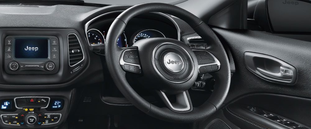 Used Jeep Compass Limited 1.4 Multi AIR Petrol DDCT AT BS IV in New Delhi  2023 model, India at Best Price.